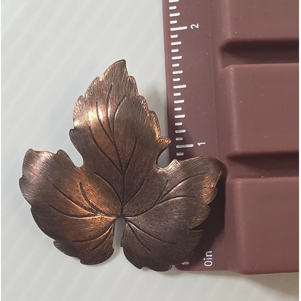 Unbranded Leaf Lapel Pin Set OS Copper Brass Fair Vintage 2pc‎